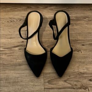 Ann Taylor Black Suede Heels Sleek Design